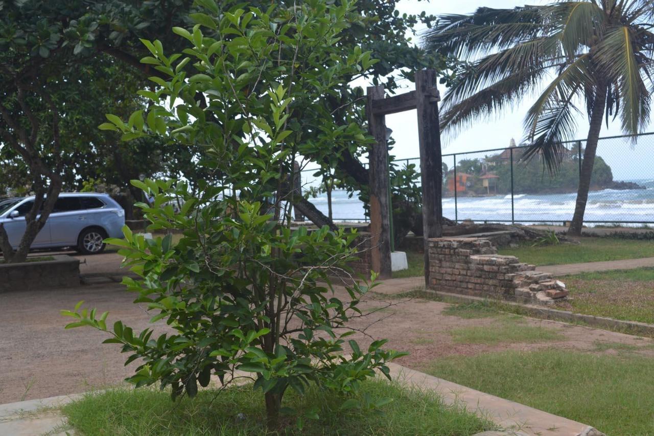 Rest House Matara Ξενοδοχείο Εξωτερικό φωτογραφία